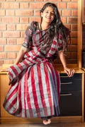 CATEGORY_LINEN_SAREE__Linen Saree