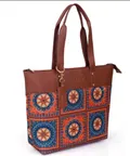 CATEGORY_WOMEN_TOTE_BAGS__HARD CRAFT