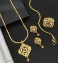 CATEGORY_PENDENT__Nivisha Imitation