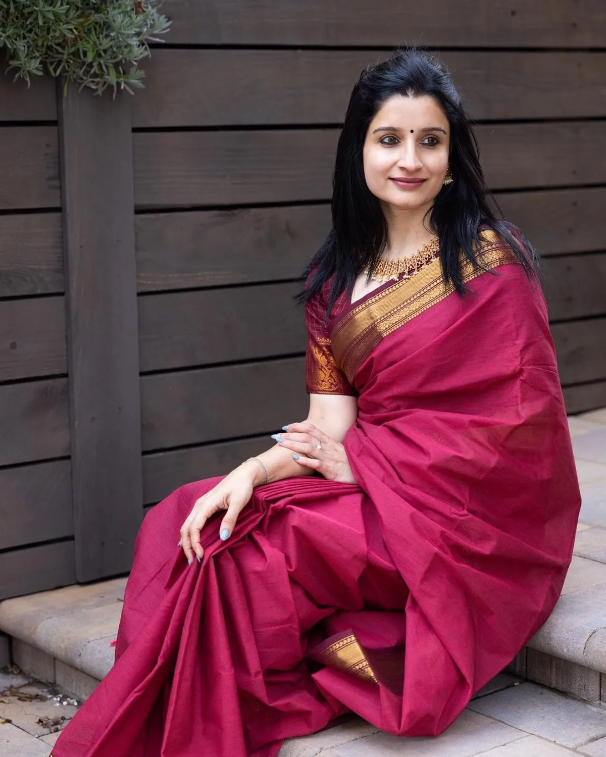 Dhanashir Rani pink Narayanpeth Pure cotton saree with Running blouse piece (Same as body)
