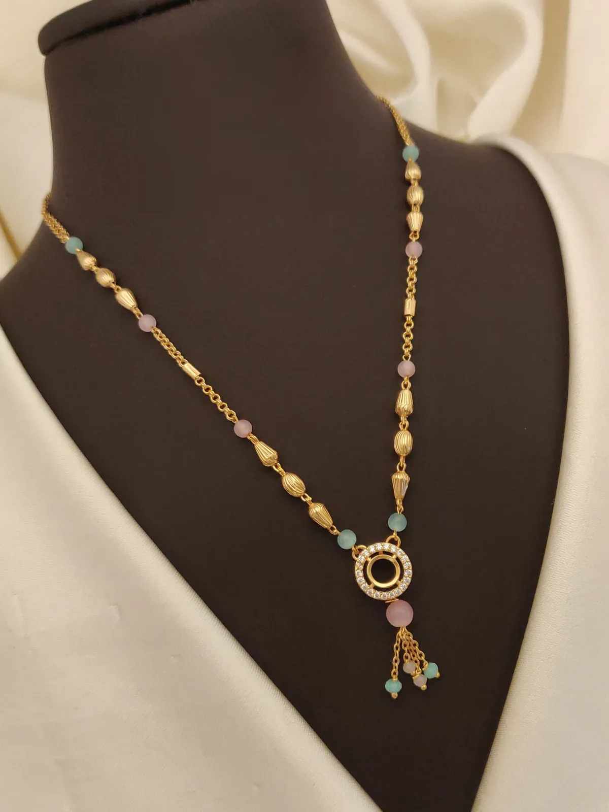 Trendy Design Copper Micro Gold Plated Necklace For Women And Girls