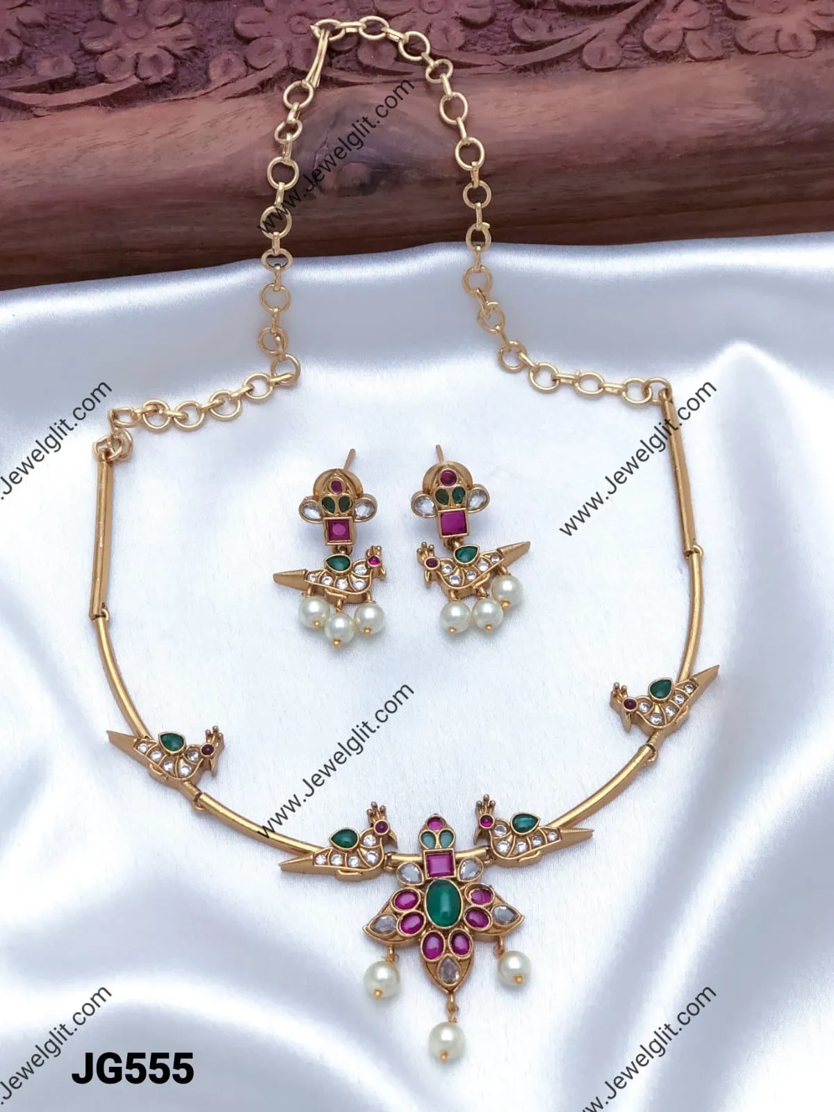 ANTIQUE MATTE FINISH PEACOCK DESIGN NECKLACE WITH EARRING