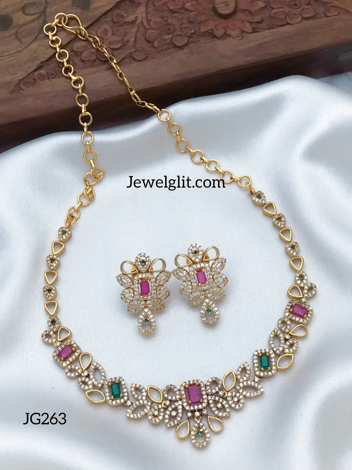 Sparkling AD Stone Necklace With Earring