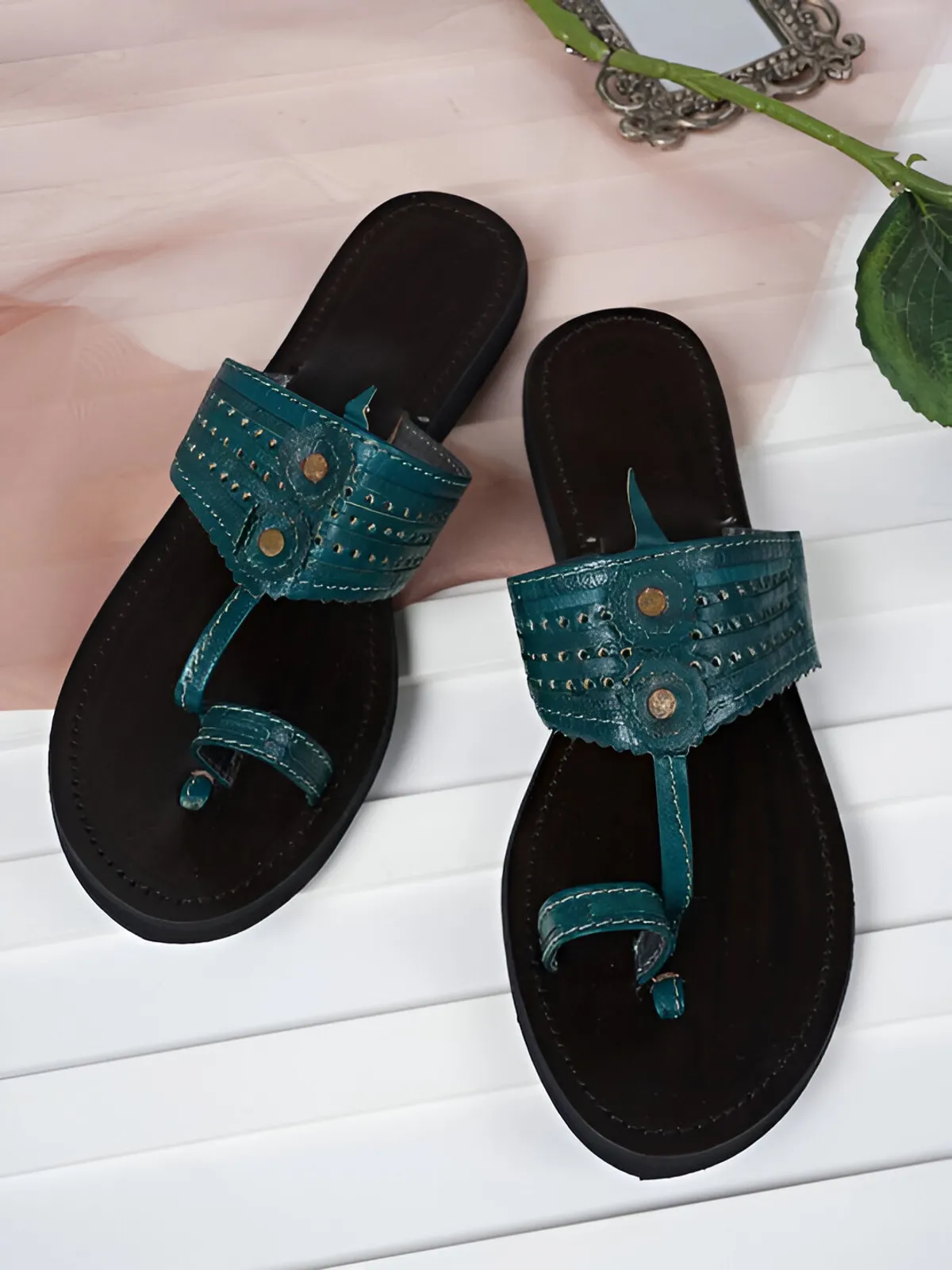 Green Leather Handcrafted Self Design  Kolhapuri Sandal For Women