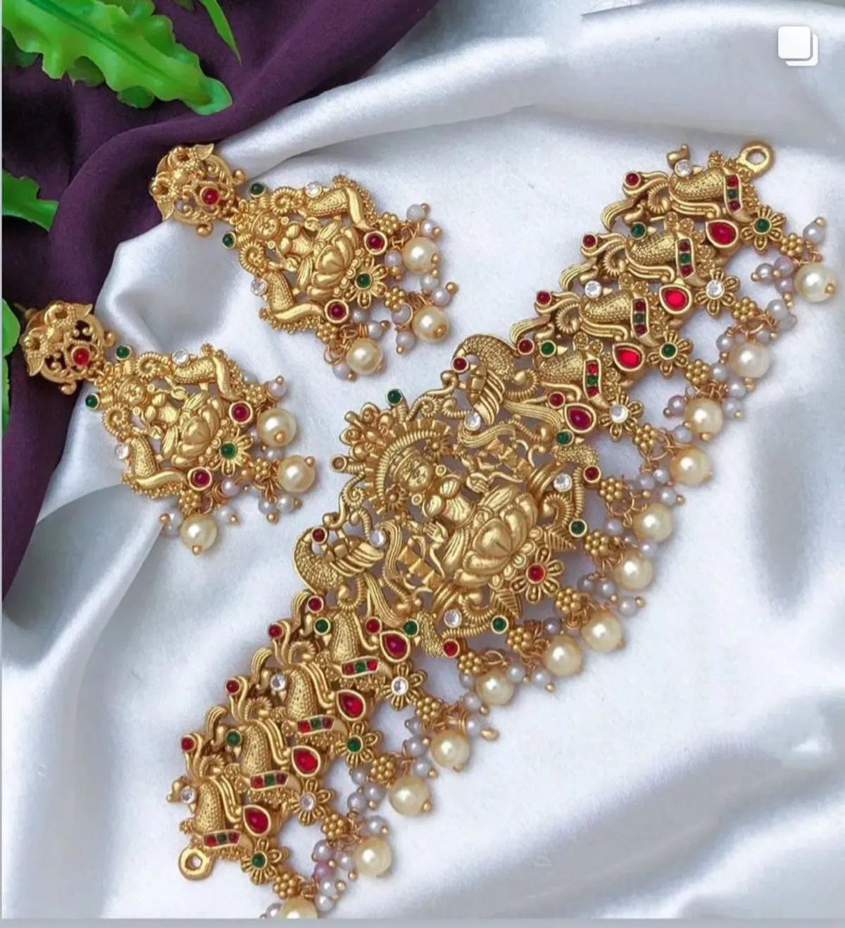 vihaajewellery gold plated soccer set for women and girl