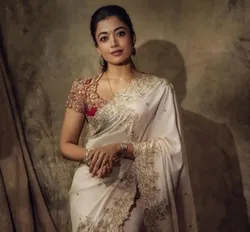 TOP_CATEGORIES_PRINTED_SAREE__Loom Luxuries