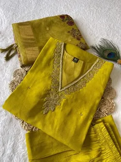 CATEGORY__KURTI_SET__WOMENIA FASHION 