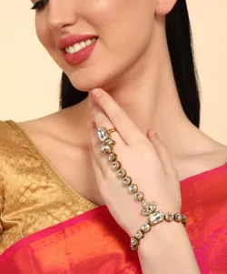 CATEGORY_BANGLE_BRACELET__DHIVARA