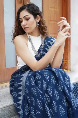 CATEGORY_Linen_Sarees__Clothing Saree Hub