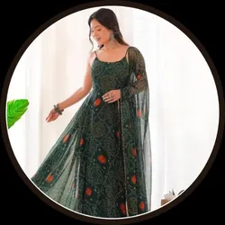 OUR_COLLECTIONS_GOWN__7Street