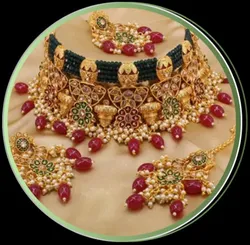 OUR_COLLECTIONS_JEWELRY_SET__valusha