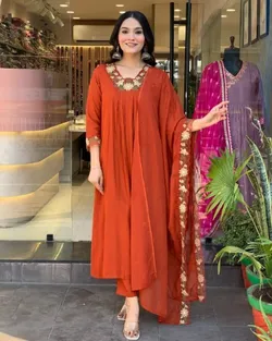 OUR_SPECIALTY_KURTA_SET__Cruzar