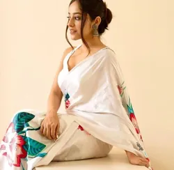 OUR_COLLECTIONS_BEST_SELLERS__Bharti saree