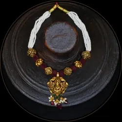 OUR_SPECIALTY_NECKLACE__Craftjuel