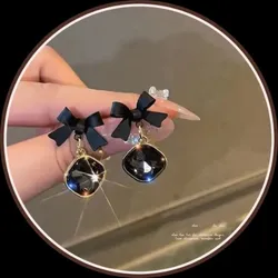 OUR_COLLECTIONS_EARRING__Jewelwow