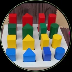 OUR_COLLECTIONS_TOYS__Crackles
