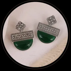 BRAND_CATEGORY_STUDS__Taarini Jewels