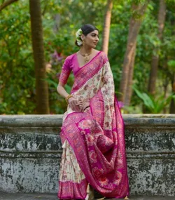 OUR_SPECIALTY_Silk_Saree___Awesomefab