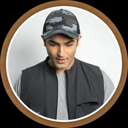 OUR_COLLECTIONS_HEADWEAR_ACCESORIES__Clawear