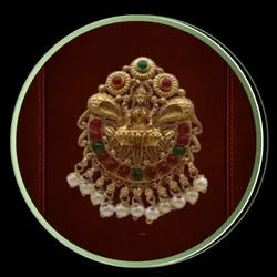 OUR_COLLECTIONS_BROOCHES__Mahi