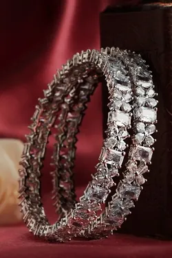 OUR_COLLECTIONS__SILVER_FINISH__bolechuriyan