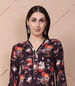 OUR_SPECIALTY_LATEST_COLLECTION__Minque