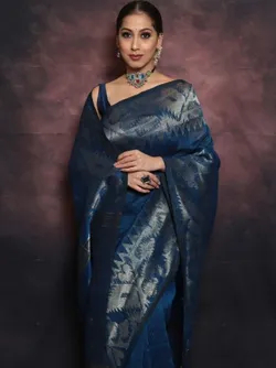 Trending_Collections_Linen_Tissue___Emira