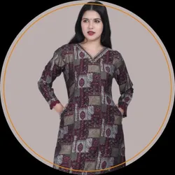 OUR_SPECIALTY_2_PIECE_SUIT__Meherli