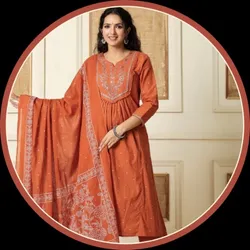 OUR_SPECIALTY_SUIT_SET__Biloniya