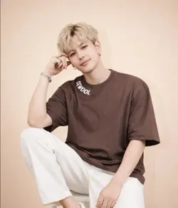 OUR_SPECIALTY_T_SHIRTS__Sewool