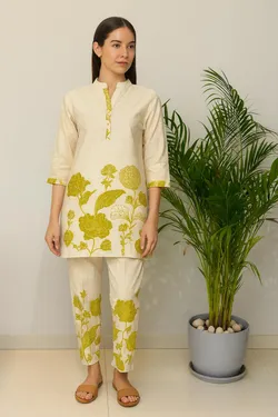 SHOP_BY_CATEGORY_Tops__Bitafab