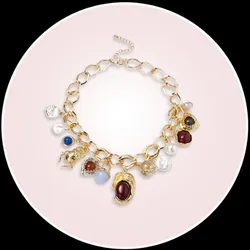 OUR_COLLECTIONS_NECKLACE__Bows & Bill