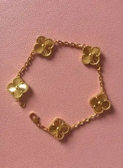 SHOP_BY_CATEGORY_VAN_CLEEF__Noor Jewels