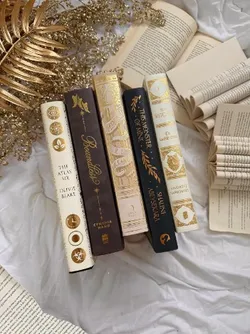 SHOP_BY_CATEGORY_FICTION_COMBOS__Akkshar