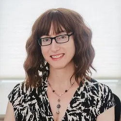 SHOP_BY_AUTHOR_Freida_McFadden__Akkshar