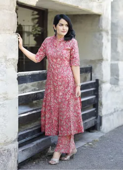 SHOP_BY_CATEGORY_Ethnic_Wear__Kurtitrendz