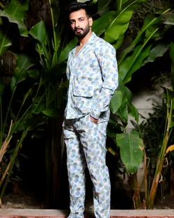 SHOP_BY_CATEGORY_CLOTHING_SETS__Emerald Arrows