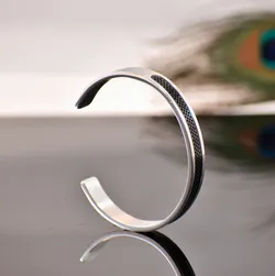 SHOP_BY_CATEGORY_Bracelet__Store Name