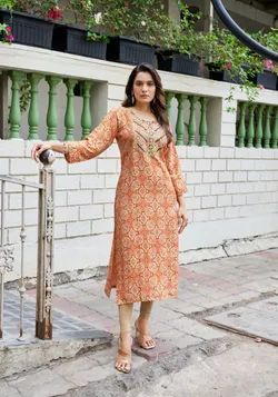 SHOP_BY_CATEGORY_KURTA__Cloa