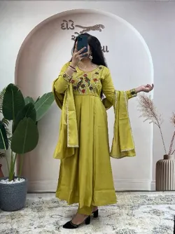 SHOP_BY_CATEGORY_Best_Sellers__RIWAAZRANG
