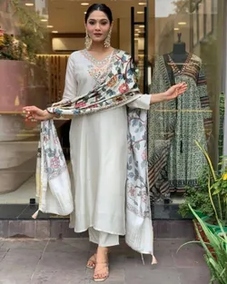 SHOP_BY_CATEGORY_Ethnic_Wear__WeaverNest India