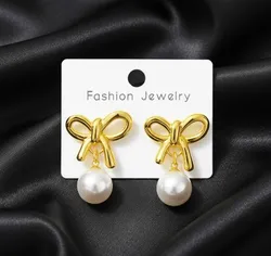 SHOP_BY_CATEGORY_EARRINGS__Royalblack