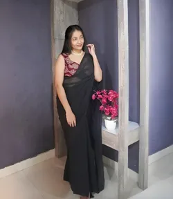 SHOP_BY_CATEGORY_Sarees__ITHYARAA