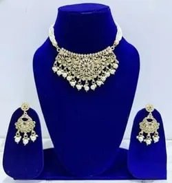 SHOP_B_Y_CATEGORY_Earrings__Zovyaluxury