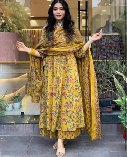 SHOP_BY_CATEGORY_SUIT_SET__SUN9