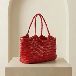 SHOP_BY_DESIGN_VIONA__TUAMIA