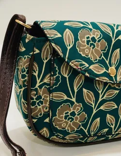 SHOP_BY_CATEGORY_CROSS_BODY_BAGS__Cotton Studioo