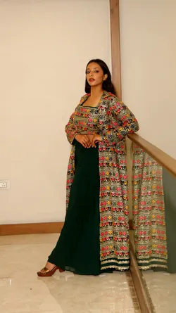 SHOP_BY_CATEGORY_TOPS__Vaarabella