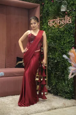 SHOP_BY_CATEGORY_SAREES__Vaarabella