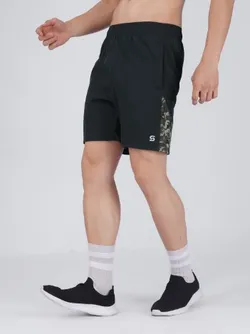 SHOP_BY_CATEGORY_SHORTS__Sportcheck